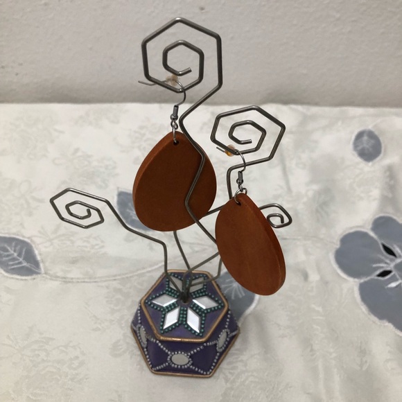 Wooden Women Dangle Drop Light Brown African Natural Earrings - Picture 5 of 6